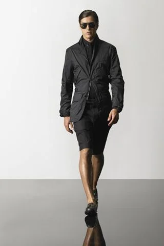 Look 32